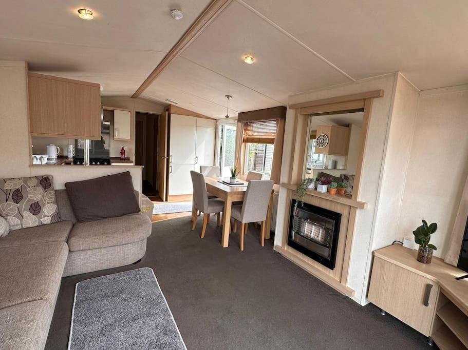 Swift Moselle 2 Bedroom Parkhome - Uddingston, Glasgow エクステリア 写真