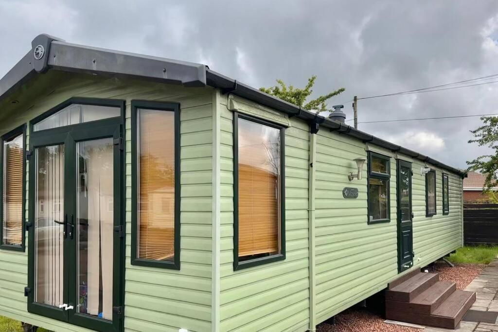 Swift Moselle 2 Bedroom Parkhome - Uddingston, Glasgow エクステリア 写真